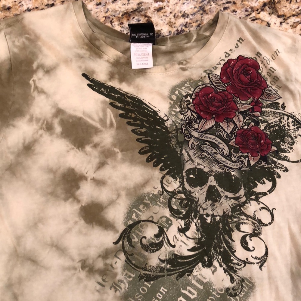 T-shirt